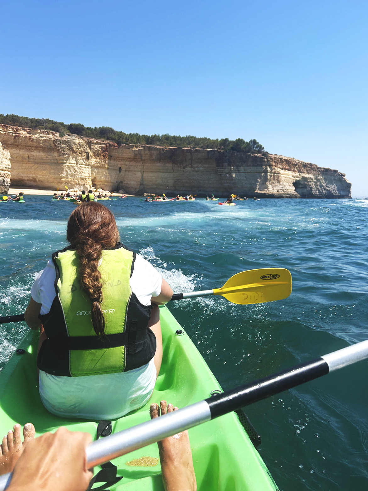 Montar en kayak en Benagil Portugal