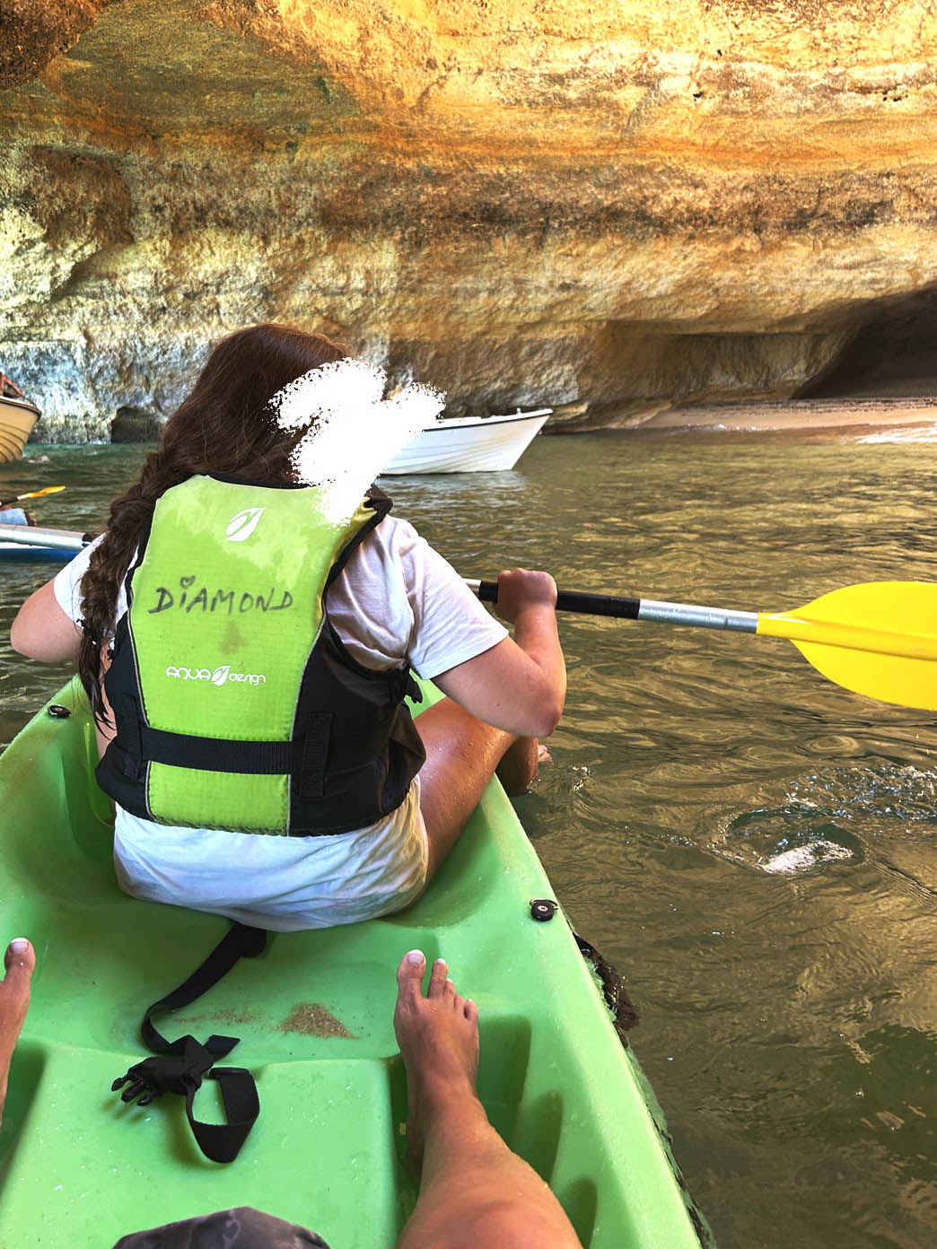 Montar en kayak en Benagil Portugal